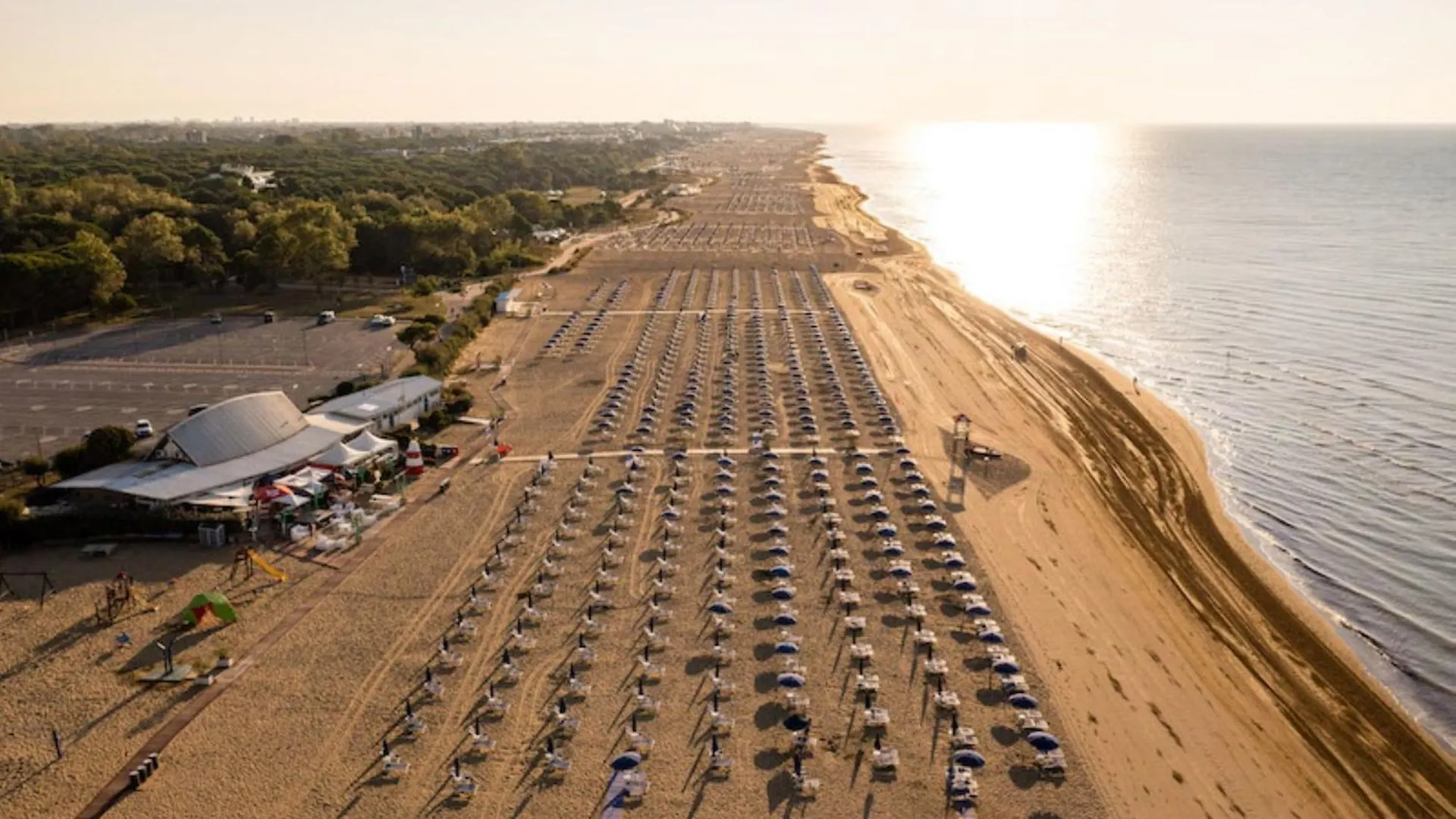 Amazing Apartment With Terrace For 5 Guests Bibione