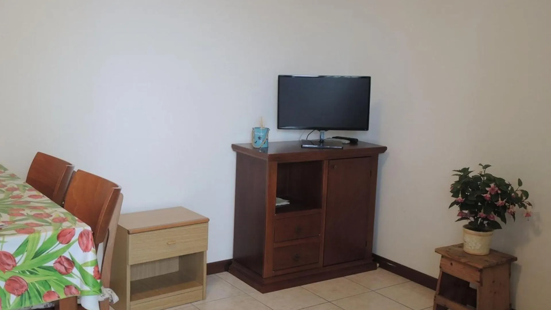 Amazing Apartment With Terrace For 5 Guests Bibione